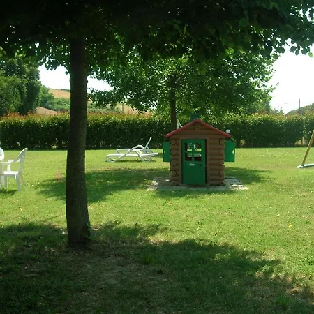 Agriturismo Chicchirichi Фермерский дом *