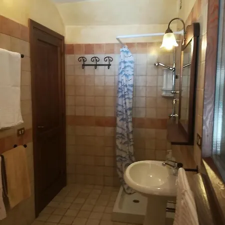 Agriturismo Chicchirichi Farm stay *