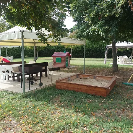 Farm stay Agriturismo Chicchirichi Tortoreto